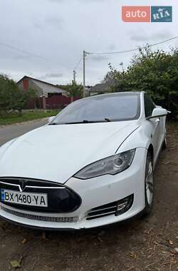 Ліфтбек Tesla Model S 2014 в Ярмолинцях