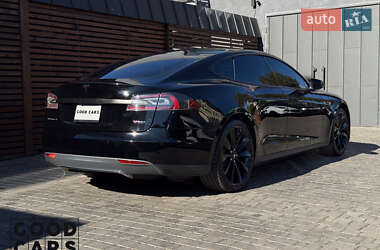 Ліфтбек Tesla Model S 2013 в 