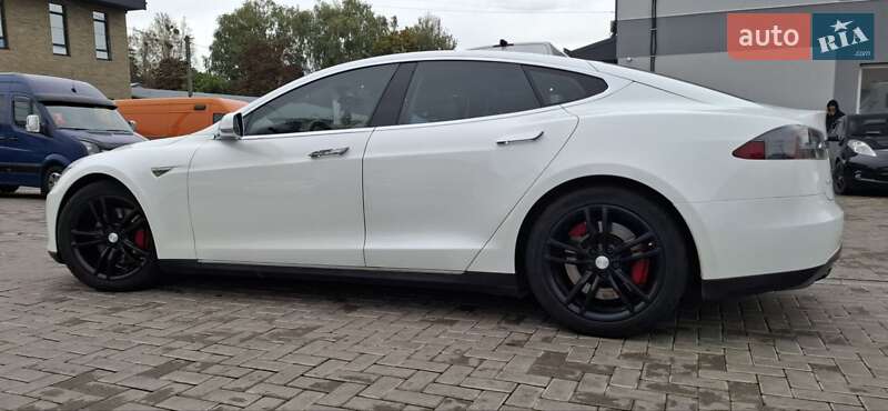 Ліфтбек Tesla Model S 2013 в Рівному