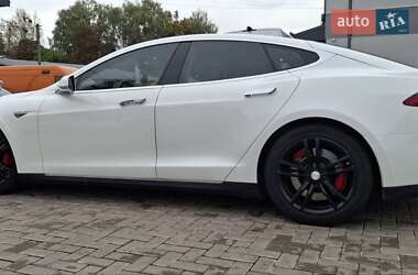 Ліфтбек Tesla Model S 2013 в 