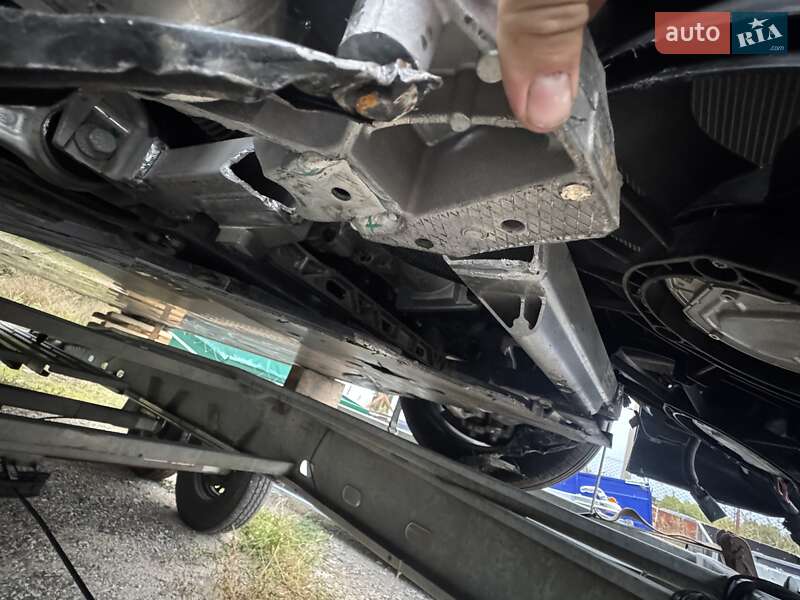 Лифтбек Tesla Model S 2022 в Ровно