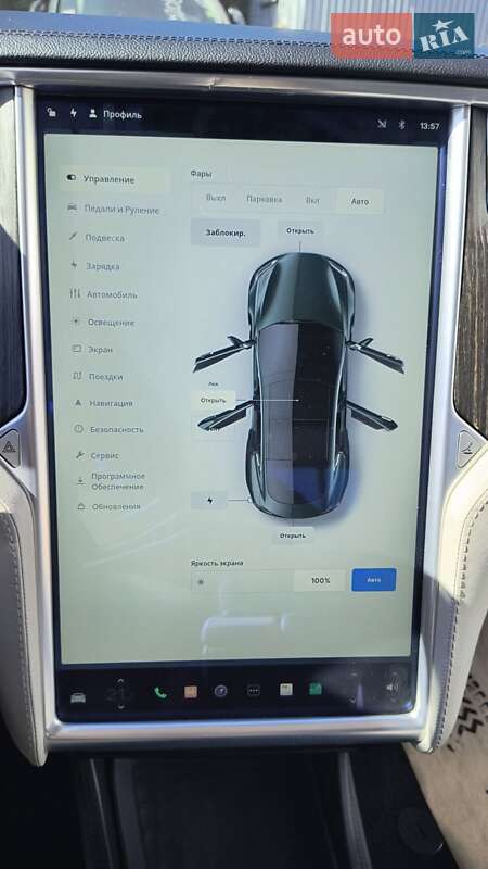 Ліфтбек Tesla Model S 2012 в Львові