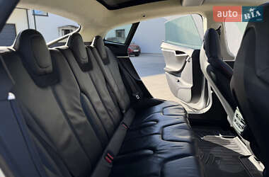 Лифтбек Tesla Model S 2013 в 