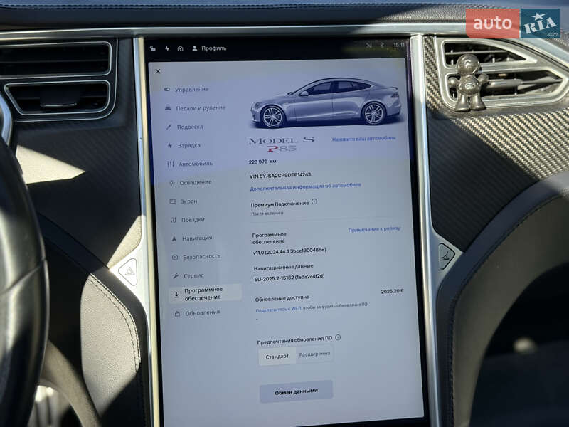 Лифтбек Tesla Model S 2013 в Луцке