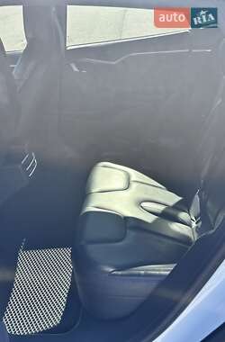Ліфтбек Tesla Model S 2015 в 