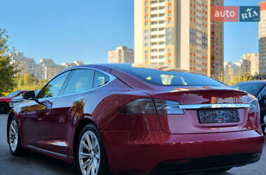 Ліфтбек Tesla Model S 2017 в 
