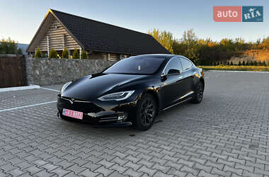 Ліфтбек Tesla Model S 2018 в Калинівці