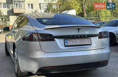 Лифтбек Tesla Model S 2017 в 