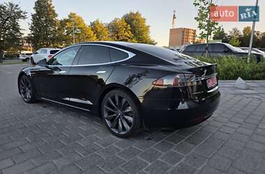 Лифтбек Tesla Model S 2018 в 