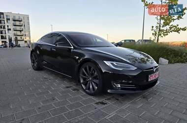 Лифтбек Tesla Model S 2018 в 