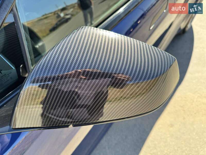 Ліфтбек Tesla Model S 2021 в Одесі