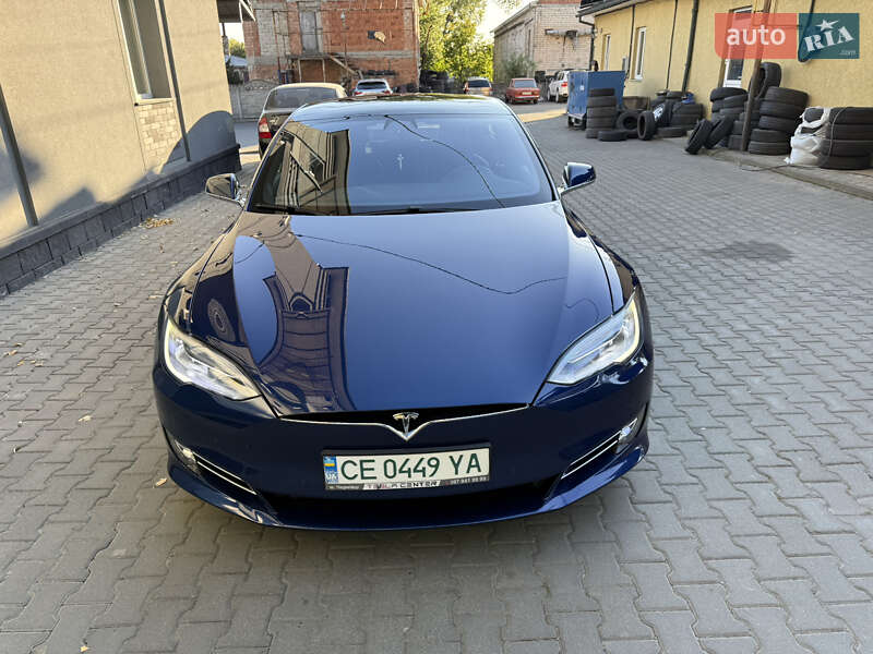 Tesla Model S 2017