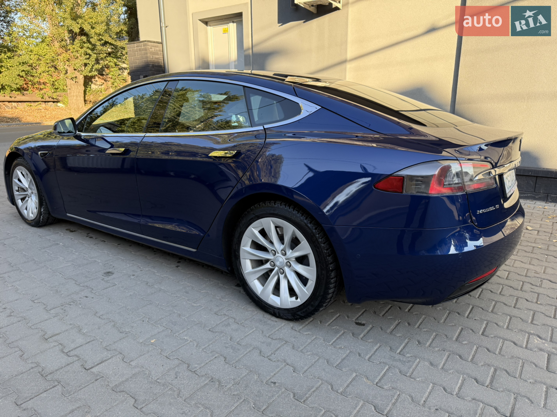 2017 Tesla Model S - мініатюра 11