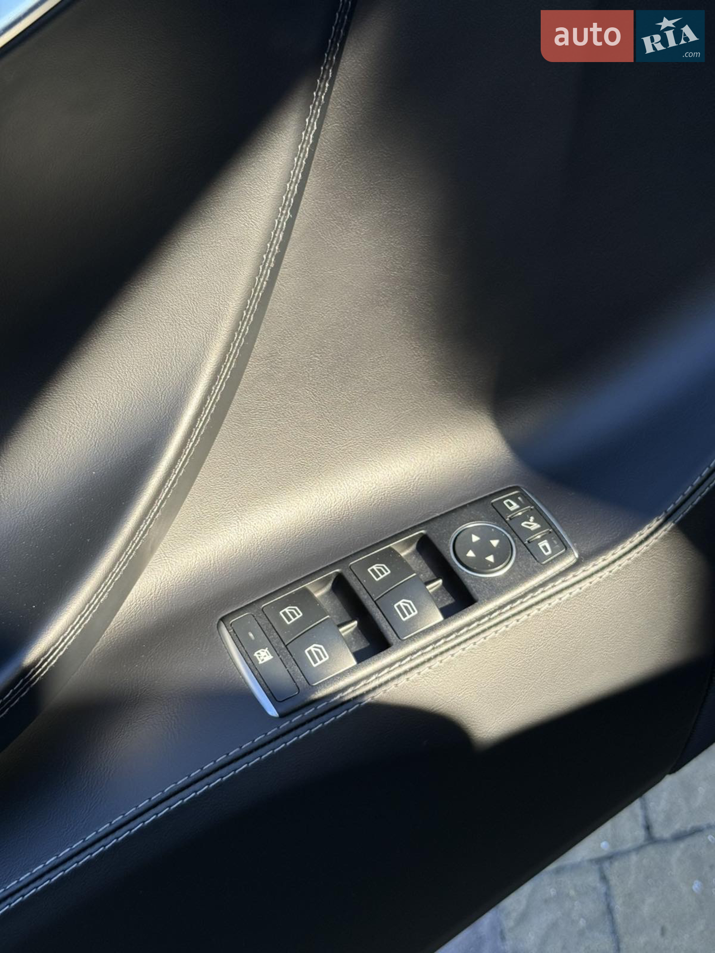 2017 Tesla Model S - мініатюра 42