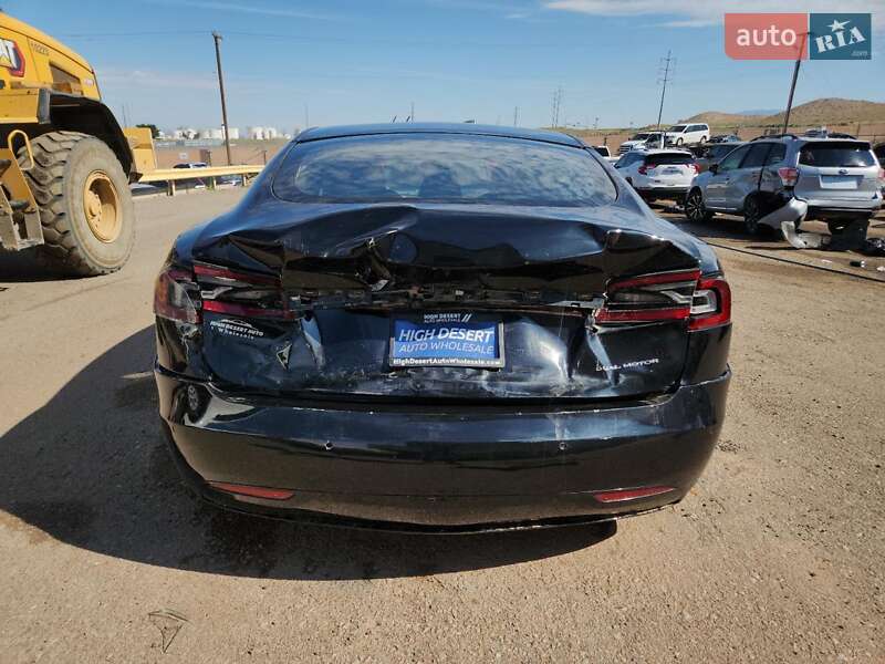 Лифтбек Tesla Model S 2020 в Ивано-Франковске