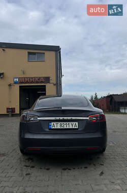 Ліфтбек Tesla Model S 2015 в 