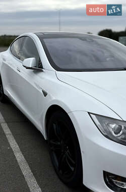 Ліфтбек Tesla Model S 2016 в 