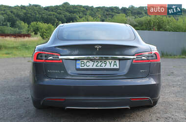 Лифтбек Tesla Model S 2016 в 