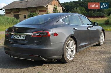 Лифтбек Tesla Model S 2016 в 