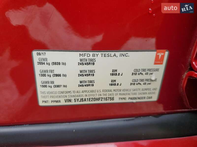 Лифтбек Tesla Model S 2017 в Киеве