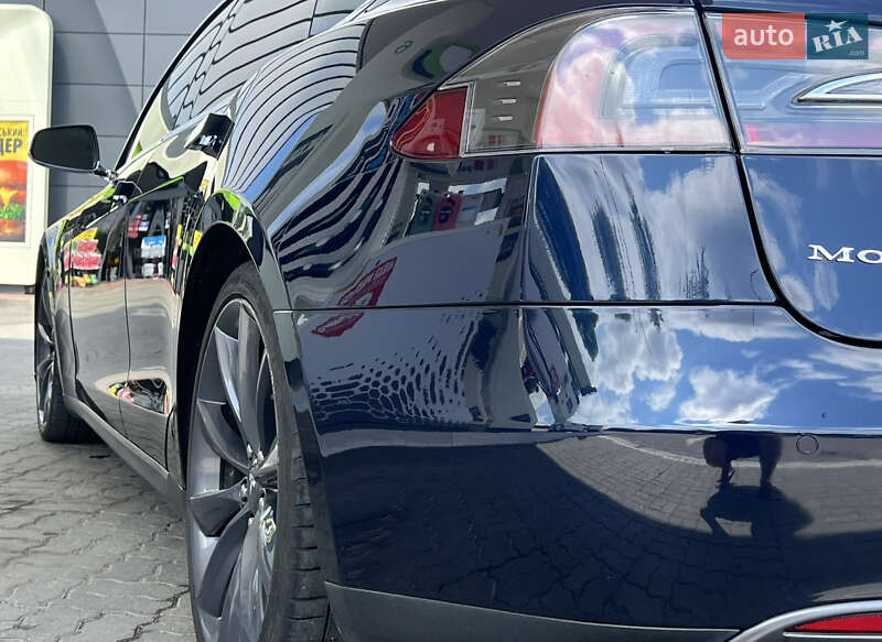 Ліфтбек Tesla Model S 2014 в Дрогобичі фото 27 Ліфтбек Tesla Model S 2014 в Дрогобичі