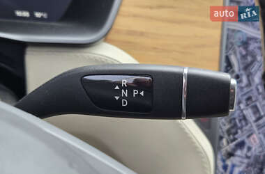 Лифтбек Tesla Model S 2019 в 