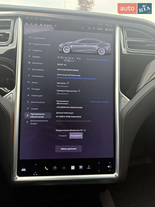 Ліфтбек Tesla Model S 2017 в Львові