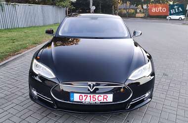 Ліфтбек Tesla Model S 2014 в 