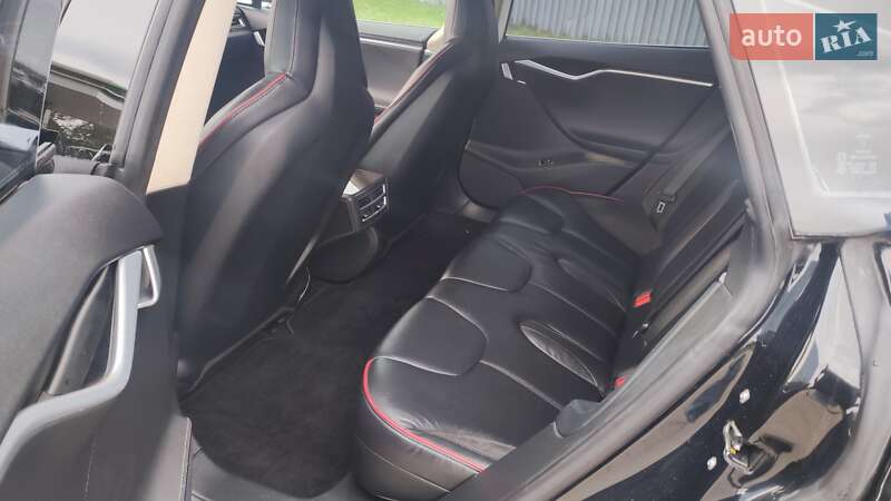Лифтбек Tesla Model S 2014 в Житомире