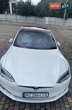 Ліфтбек Tesla Model S 2017 в 