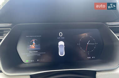 Ліфтбек Tesla Model S 2017 в 