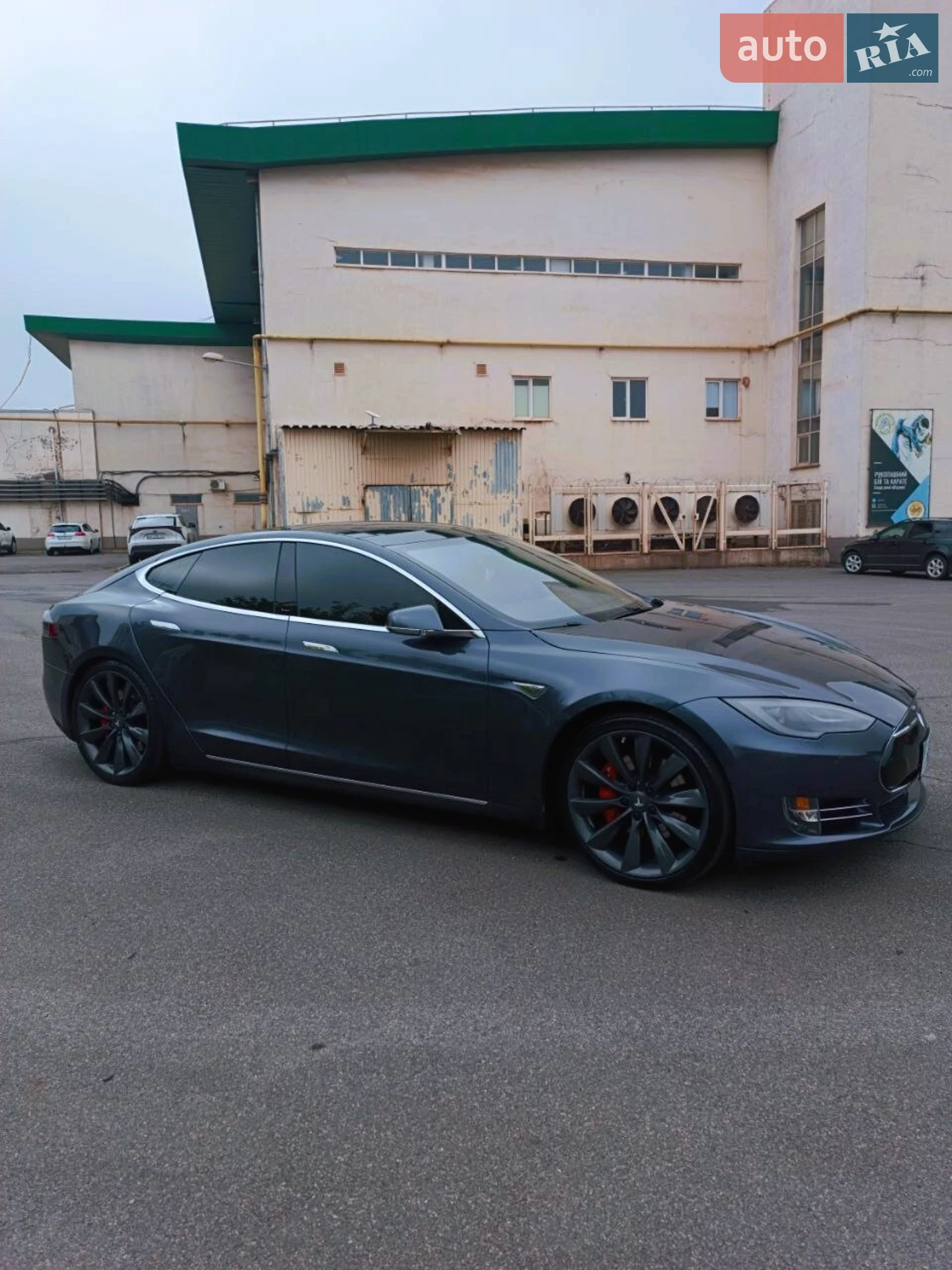2014 Tesla Model S - мініатюра 27