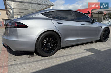 Ліфтбек Tesla Model S 2024 в 