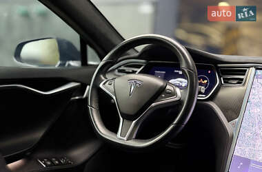 Лифтбек Tesla Model S 2016 в Харькове