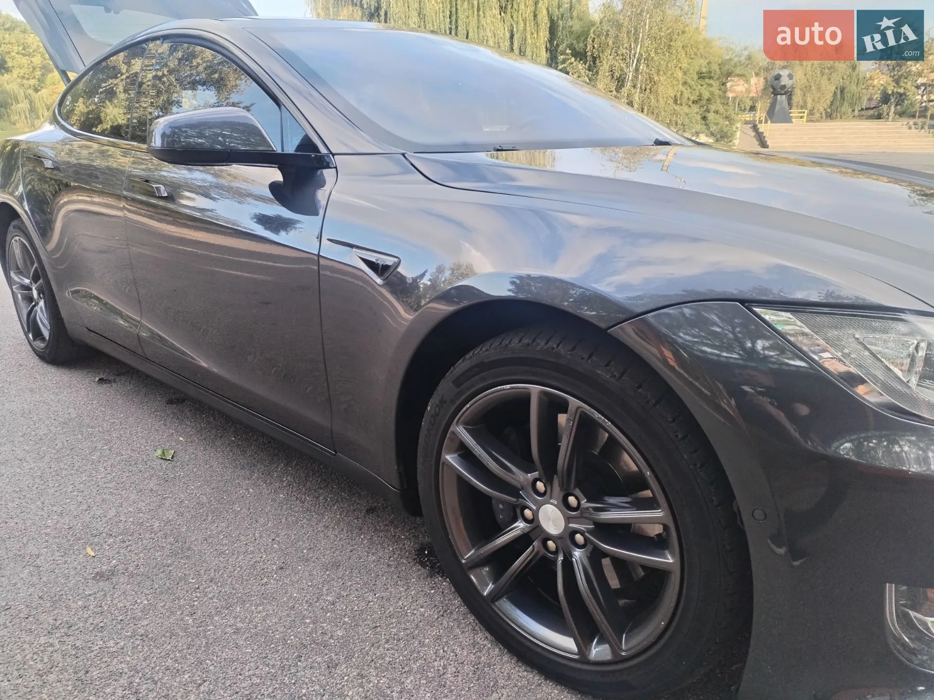 2016 Tesla Model S - мініатюра 28