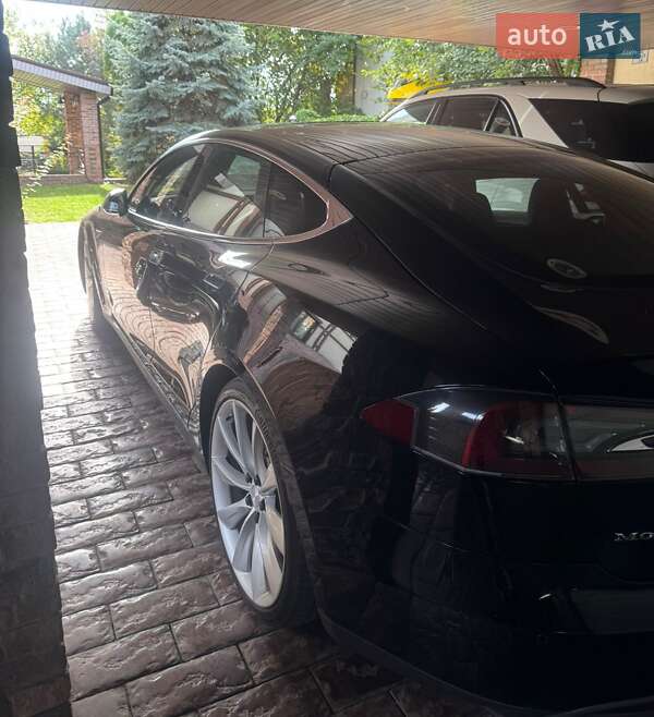 Лифтбек Tesla Model S 2015 в Днепре фото 6 Лифтбек Tesla Model S 2015 в Днепре