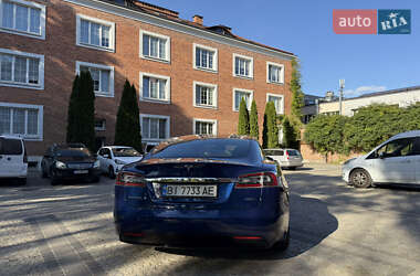 Ліфтбек Tesla Model S 2016 в 