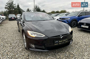 Ліфтбек Tesla Model S 2017 в 