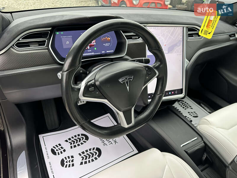 Ліфтбек Tesla Model S 2017 в Івано-Франківську фото 21 Ліфтбек Tesla Model S 2017 в Івано-Франківську