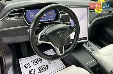 Ліфтбек Tesla Model S 2017 в 