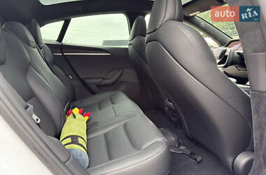 Лифтбек Tesla Model S 2023 в 