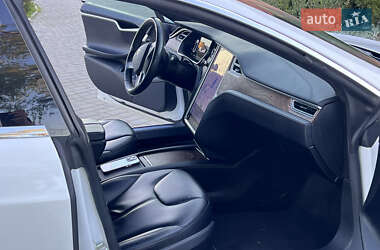 Ліфтбек Tesla Model S 2017 в 