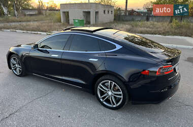 Ліфтбек Tesla Model S 2013 в Новомосковську