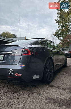 Ліфтбек Tesla Model S 2017 в 