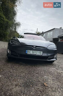 Ліфтбек Tesla Model S 2017 в 