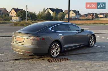 Лифтбек Tesla Model S 2014 в 