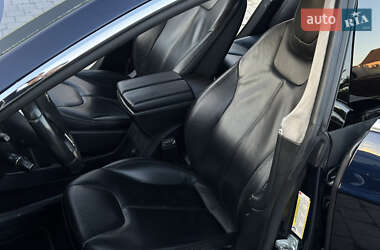 Лифтбек Tesla Model S 2014 в 
