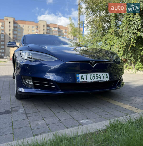 Ліфтбек Tesla Model S 2018 в Івано-Франківську