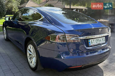 Лифтбек Tesla Model S 2018 в Ивано-Франковске