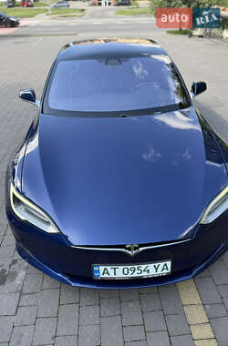Лифтбек Tesla Model S 2018 в Ивано-Франковске